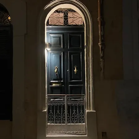 Apartment No 25 2