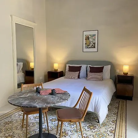 No 25 2 Apartamento *